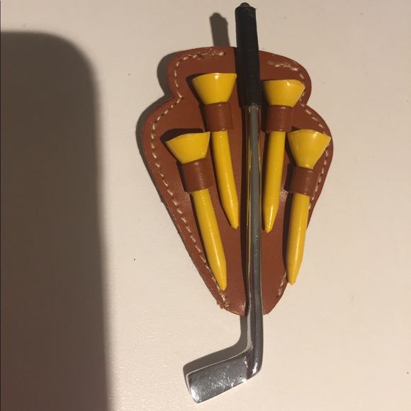 Vintage GOLF pin men’s accessory lapel pin cool! - Picture 3 of 4